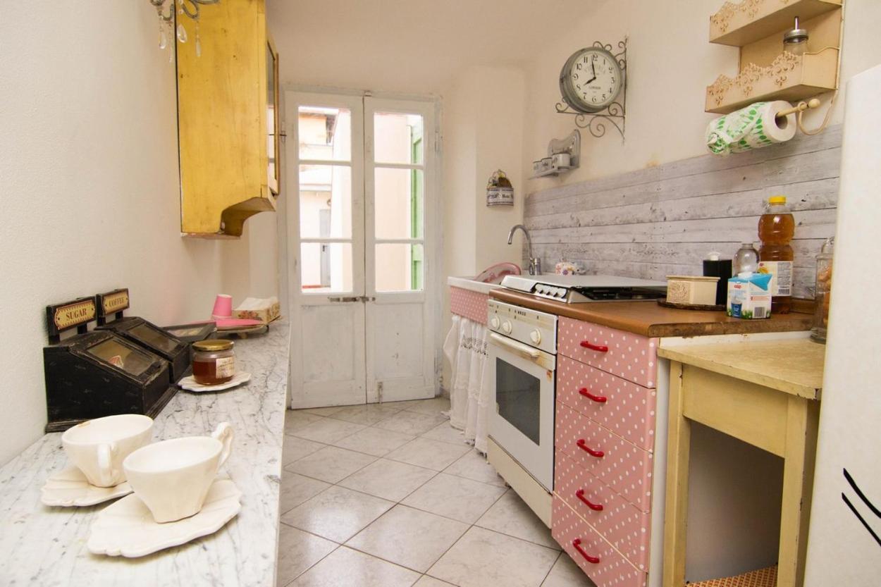 200Metri Dal Mare Raffinato Chalet Con Giardino Lägenhet Marina Di Pisa Exteriör bild